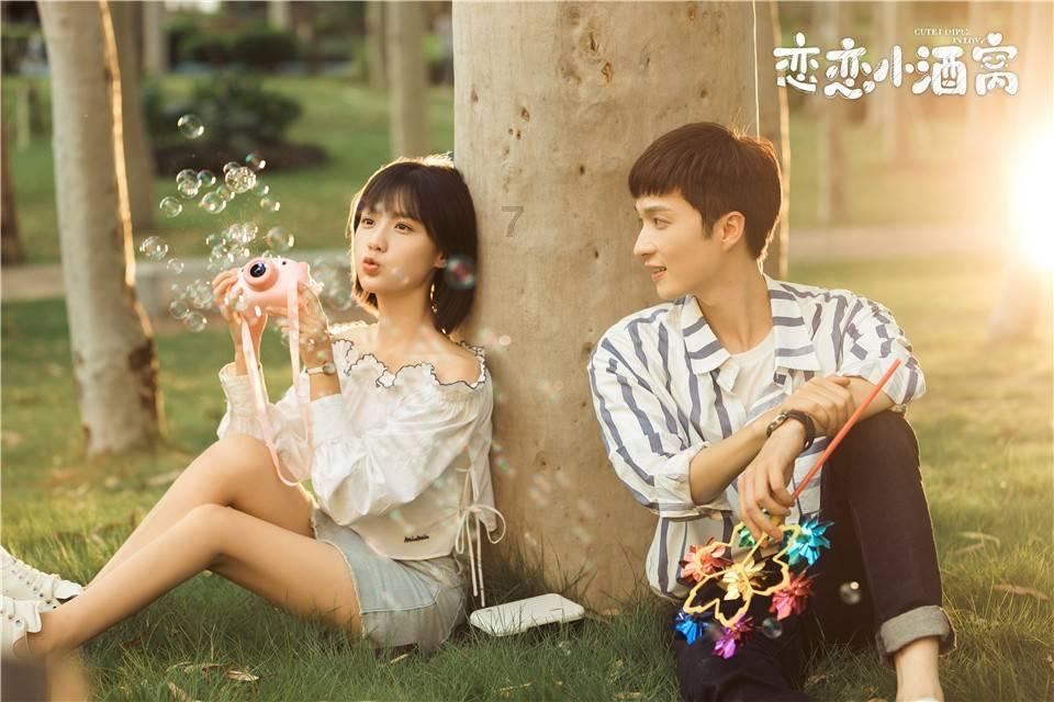 救援秀气的男孩